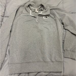 North Face Quarter Zip Women’s Sweatshirt